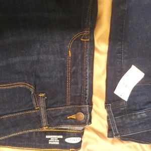 Old Navy Rockstar Super Skinny High Rise Jeans